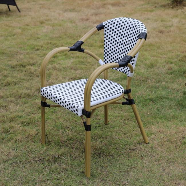 "Кабри" плетеный стул из искусственного ротанга, цвет черно-белый "Кабри" плетеный стул из искусственного ротанга, цвет черно-белый