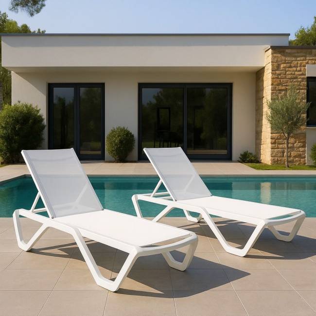 Комплект шезлонгов ENZO в белом цвете